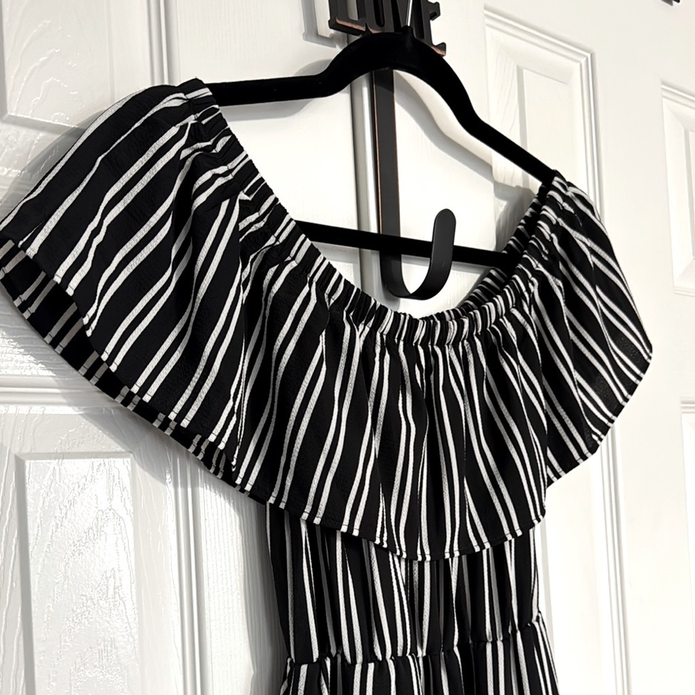 2 for $20✨Como Vintage Striped Off-Shoulder Midi Dress | Size Small - Picture 3 of 6